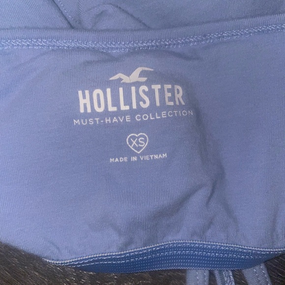 hollister cropped halter top - Picture 3 of 3